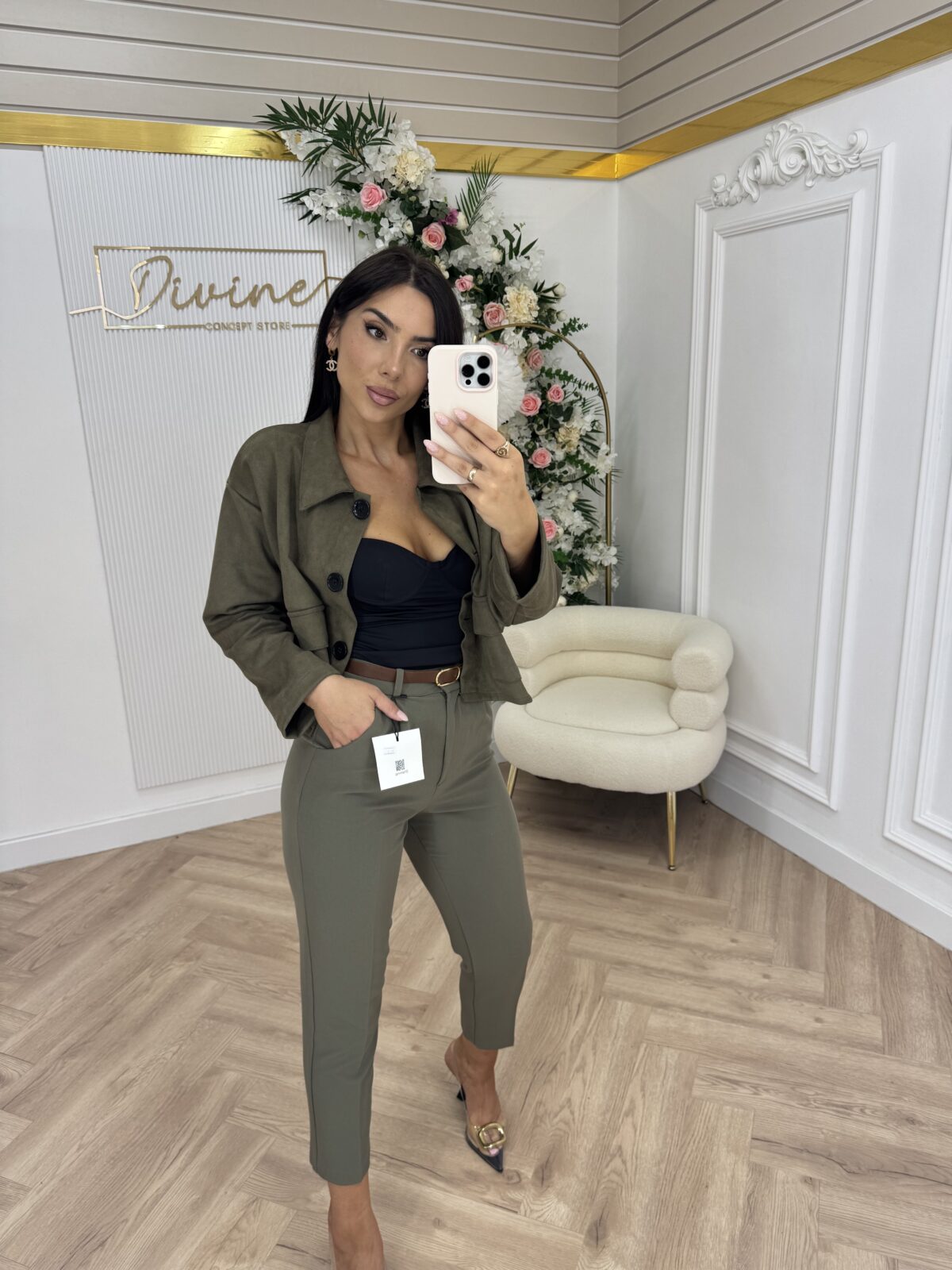 Pantalone sa pojasom