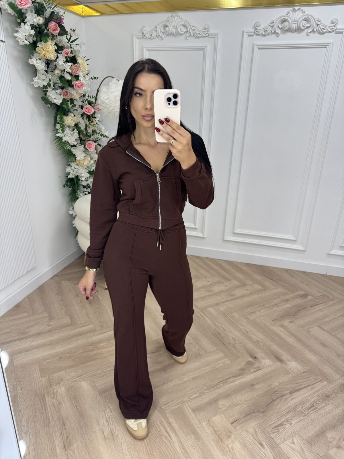 Obložena trenerka BROWN