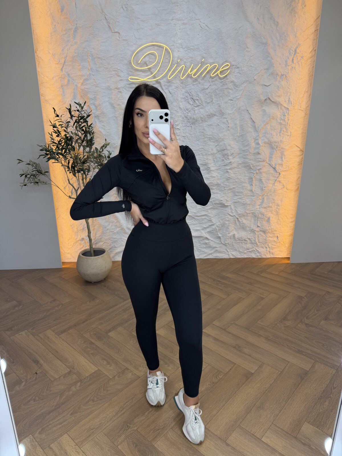 Set 2u1- dolazi na stanje 20.02.