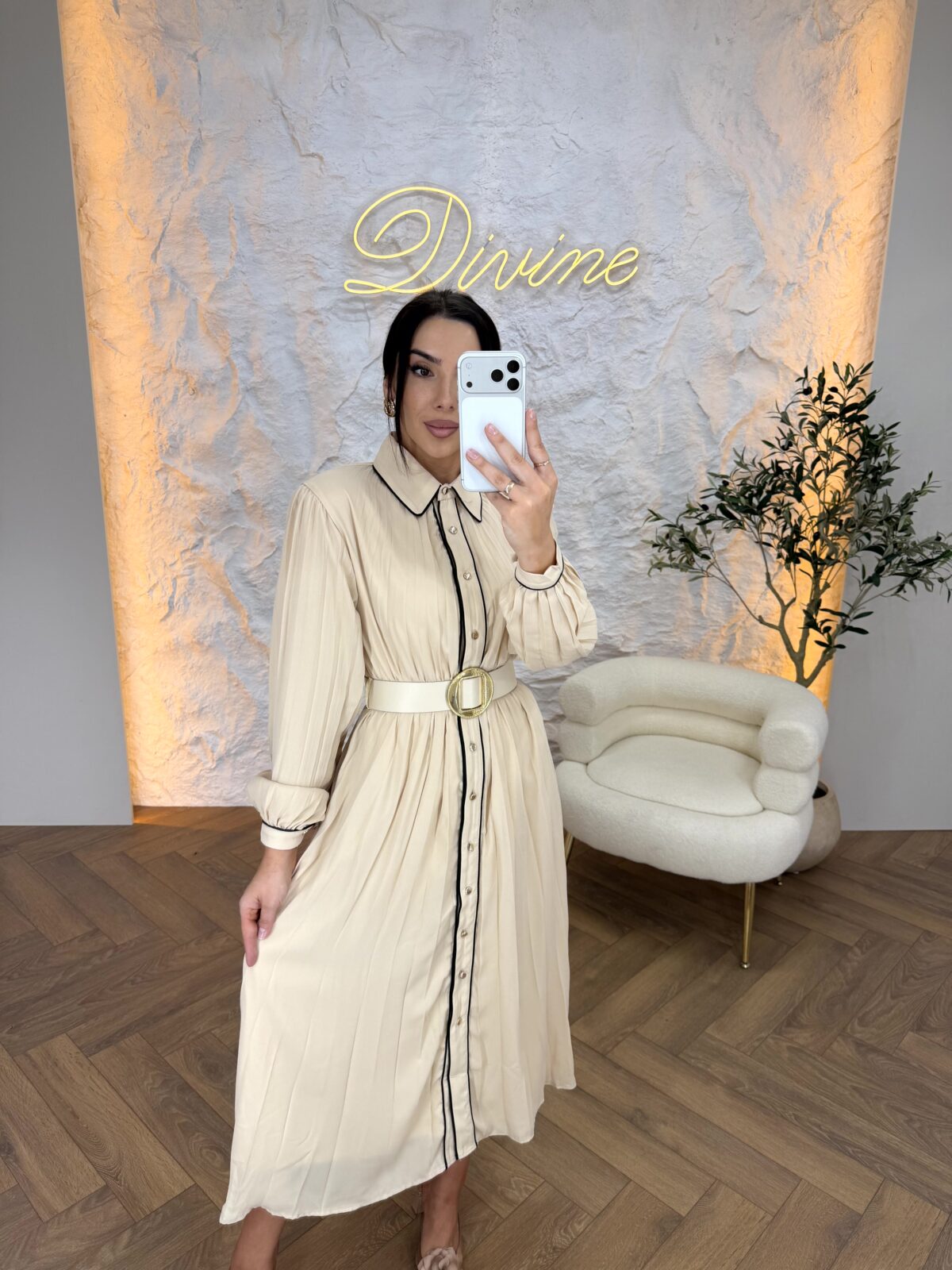 Midi plisirana haljina